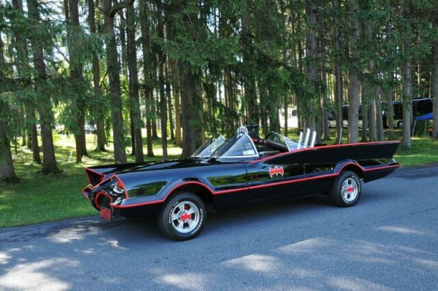 Replica/Kit Makes Batmobile 1966 image number 25