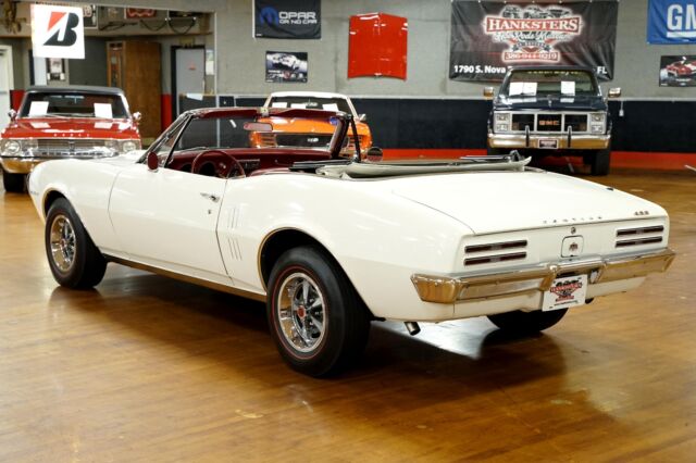 Pontiac Firebird 1967 image number 3