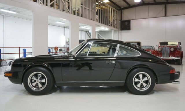 Porsche 911 1975 image number 6