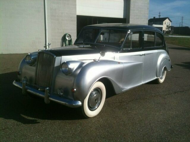 Austin Princess 1960 image number 1