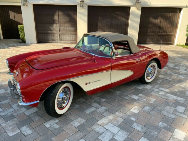 Chevrolet Corvette 1957 image number 19