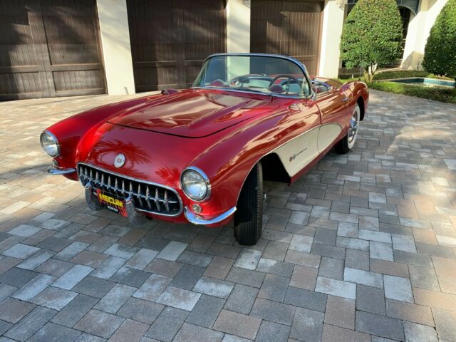 Chevrolet Corvette 1957 image number 23