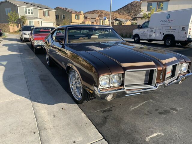 Oldsmobile Cutlass 1972 image number 2