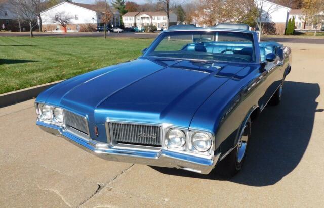 Oldsmobile Cutlass 1970 image number 11