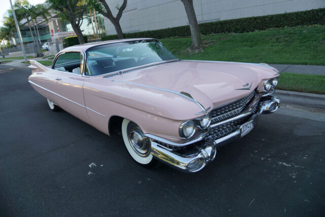 Cadillac Coupe de Ville 2 Door Hardtop 1959 image number 28