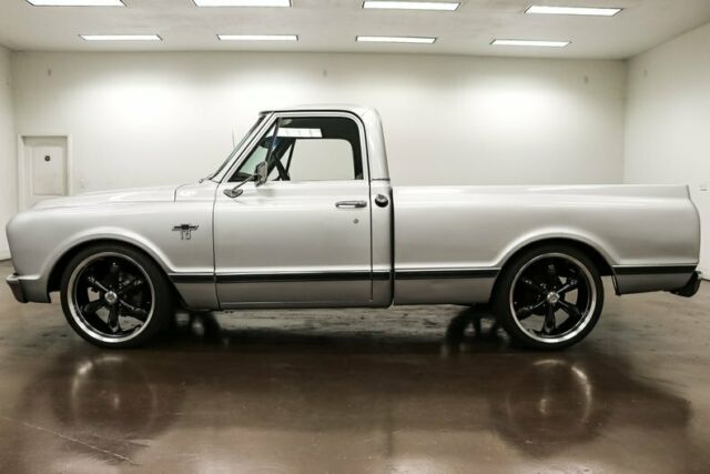 Chevrolet C-10 1967 image number 3