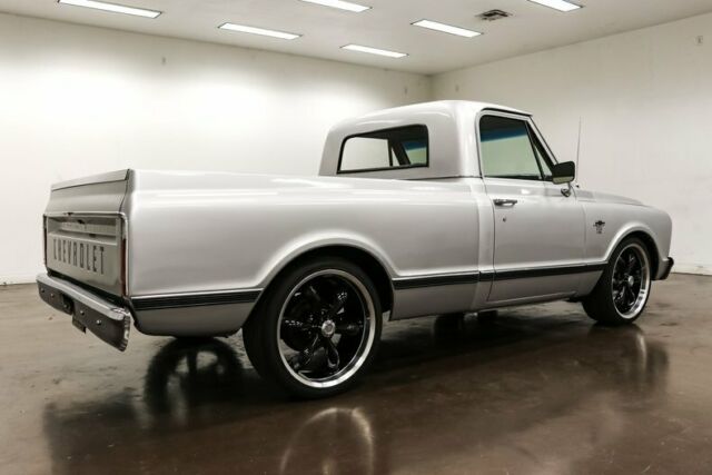 Chevrolet C-10 1967 image number 30