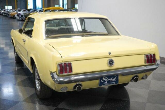 Ford Mustang 1964 image number 10