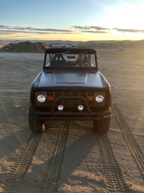 Ford Bronco 1974 image number 28