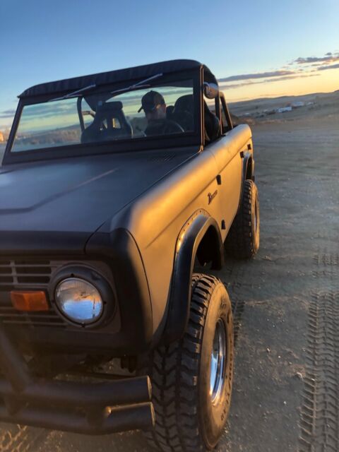 Ford Bronco 1974 image number 30