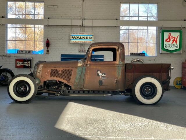 Dodge Truck 1933 image number 3