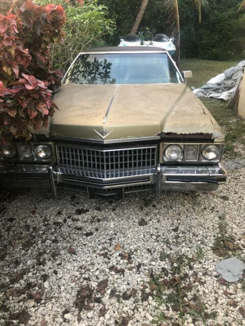 Cadillac DeVille Coupe 1973 image number 0