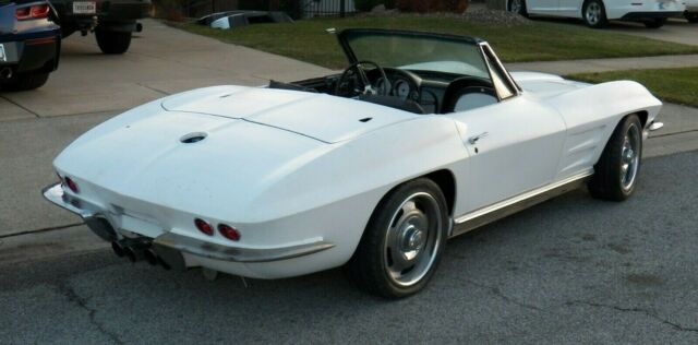 Chevrolet Corvette 1963 image number 4