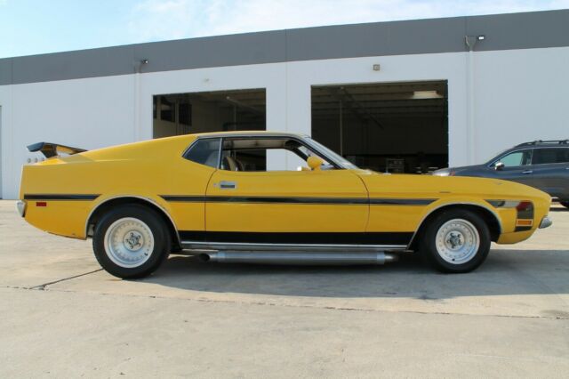 Ford Mustang 1972 image number 29