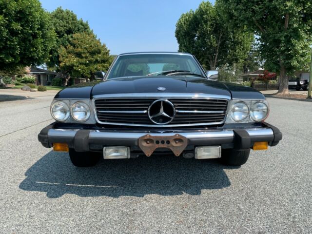 Mercedes-Benz SL-Class 1976 image number 1