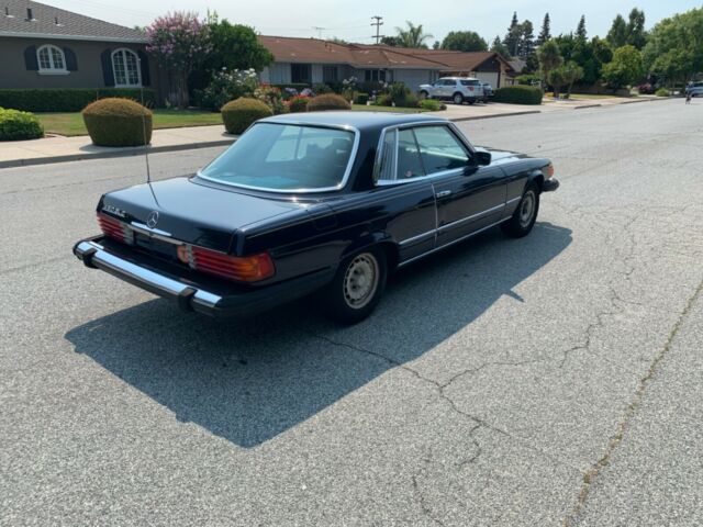 Mercedes-Benz SL-Class 1976 image number 8