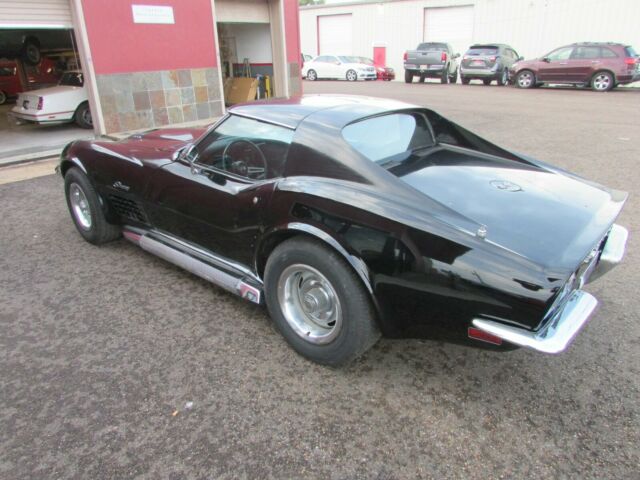 Chevrolet Corvette 1972 image number 2