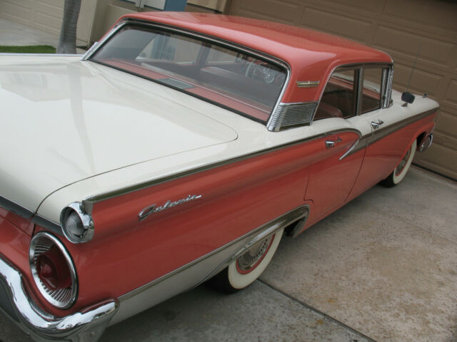 Ford Galaxie 1959 image number 26