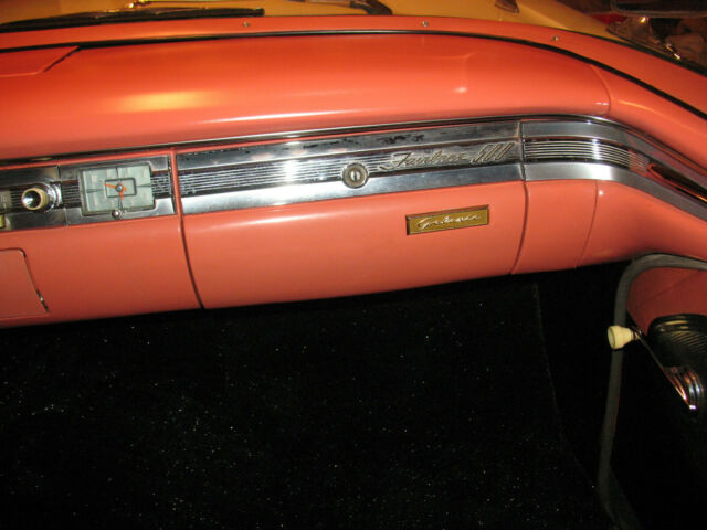 Ford Galaxie 1959 image number 41