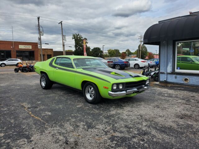 Plymouth Satellite 1973 image number 0