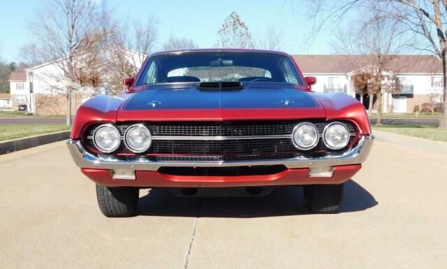 Ford Torino 1970 image number 1