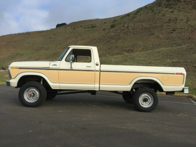 Ford F-250 1977 image number 2