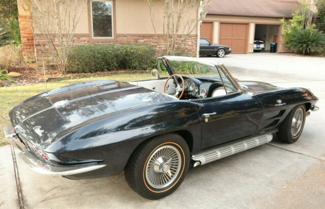 Chevrolet Corvette 1964 image number 28