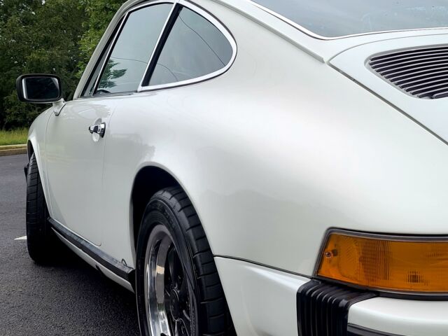 Porsche 911 1974 image number 37