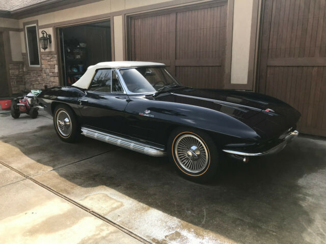 Chevrolet Corvette 1964 image number 30