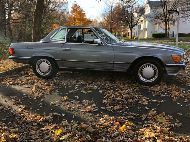 Mercedes-Benz SL-Class 1978 image number 1