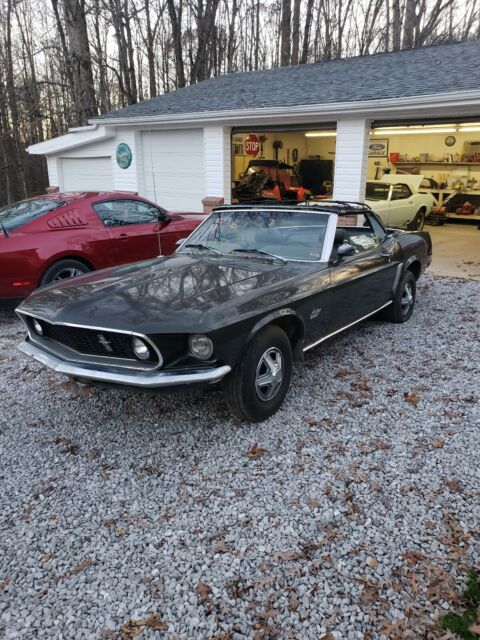 Ford Mustang 1969 image number 0