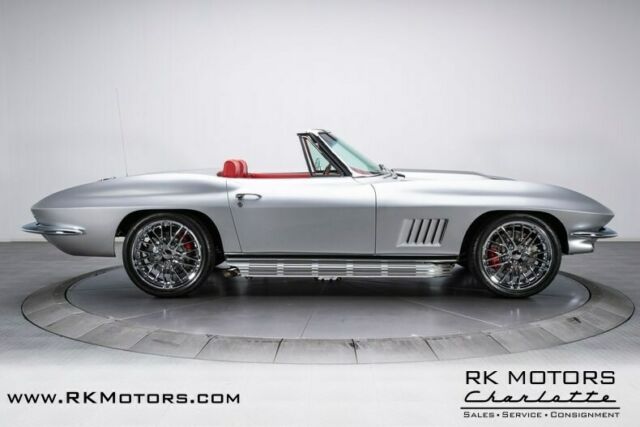 Chevrolet Corvette 1966 image number 39