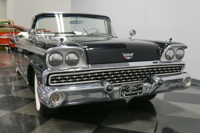 Ford Galaxie 1959 image number 42