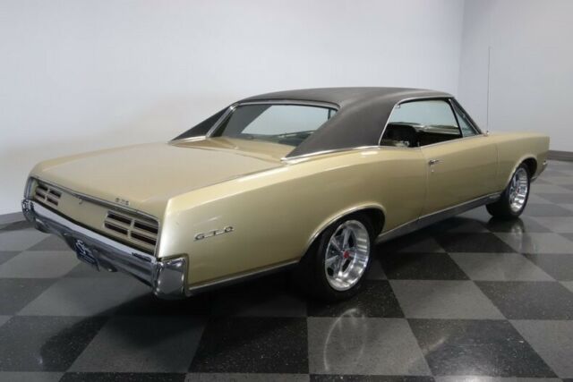 Pontiac GTO 1967 image number 13