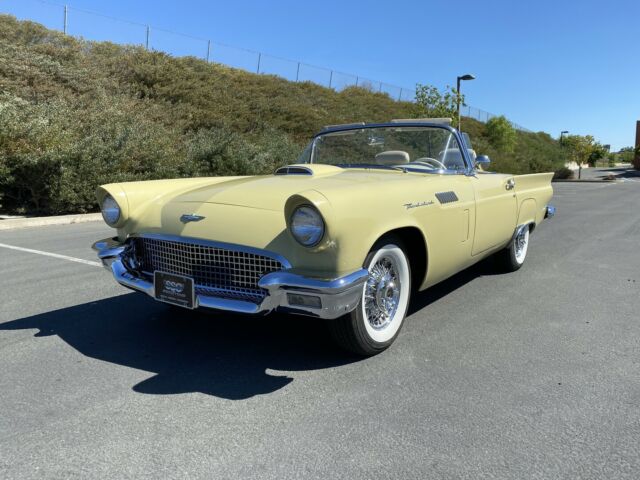 Ford Thunderbird 1957 image number 0