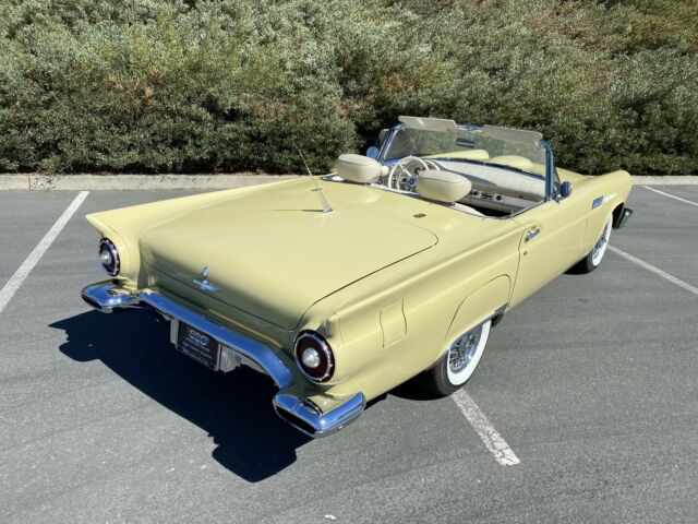 Ford Thunderbird 1957 image number 35