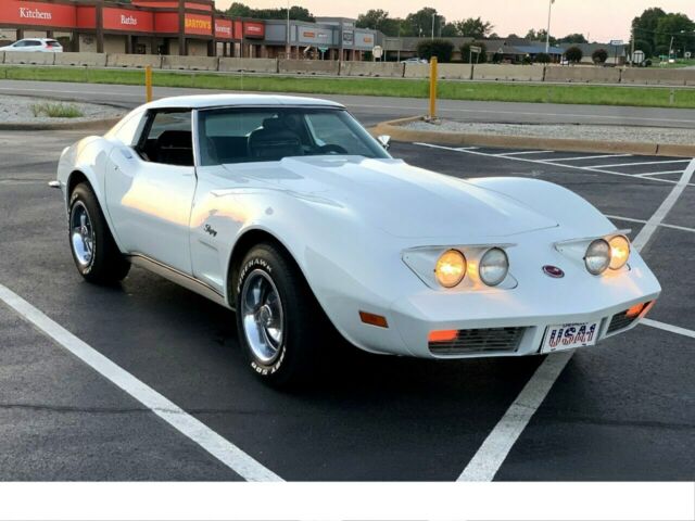 Chevrolet Corvette 1973 image number 22