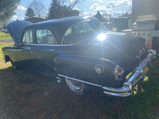 Chrysler Imperial 1953 image number 11