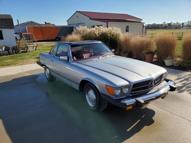 Mercedes-Benz 450SL 1976 image number 22