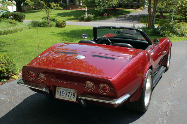 Chevrolet Corvette 1972 image number 4