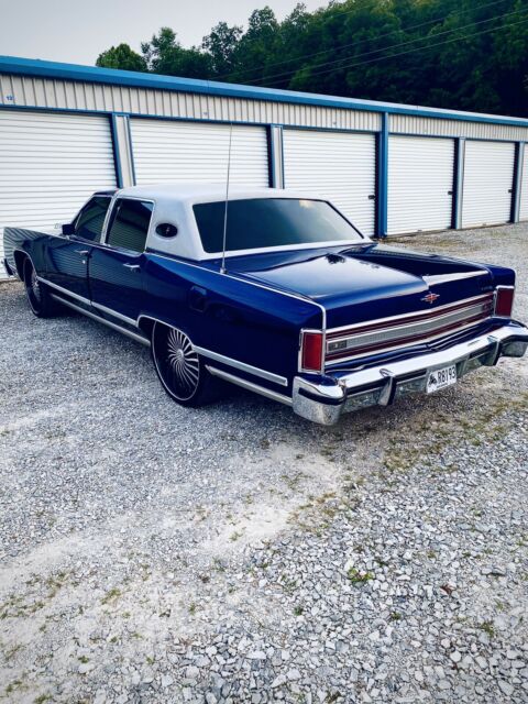 Lincoln Continental 1979 image number 1