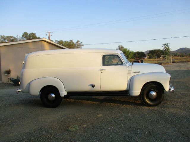 Chevrolet Truck 1950 image number 22