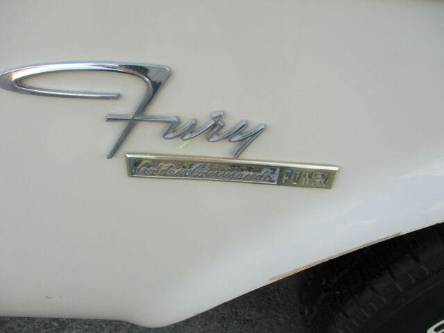 Plymouth Fury 1963 image number 27