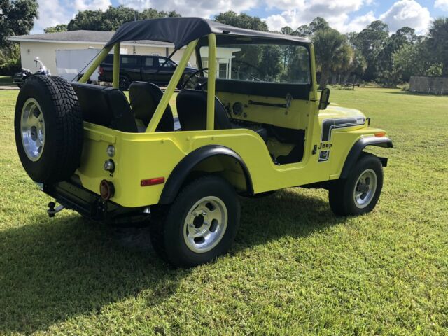 Jeep Renegade 1974 image number 1