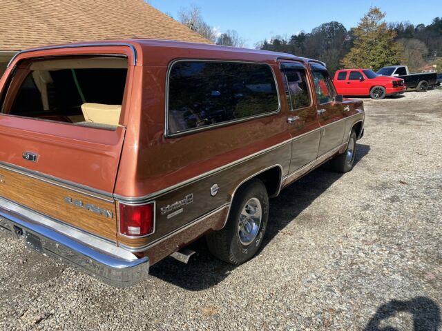 Chevrolet Suburban 1978 image number 21