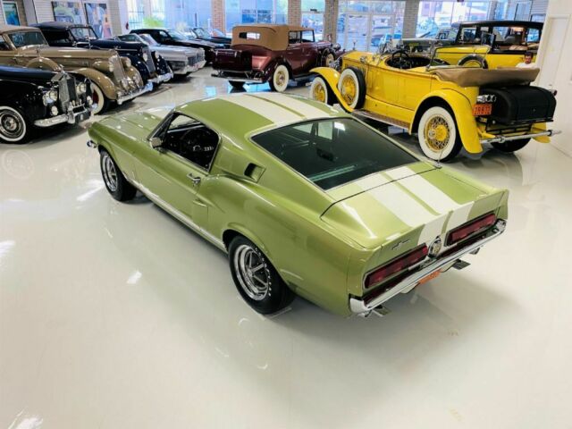 Ford Mustang 1967 image number 10