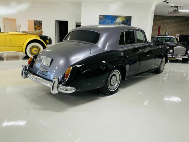 Bentley S1 Radford Countryman 1957 image number 30