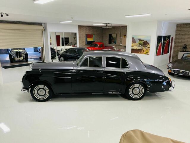 Bentley S1 Radford Countryman 1957 image number 36