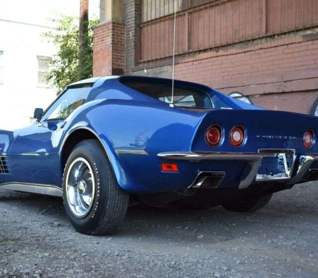 Chevrolet Corvette 1971 image number 28