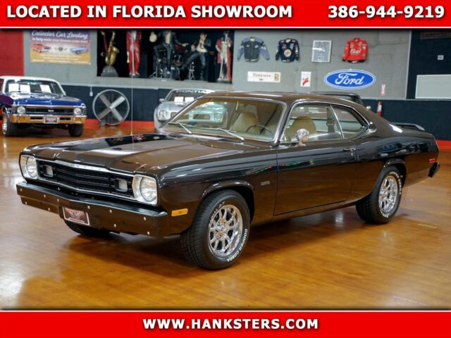 Plymouth Duster 1974 image number 0